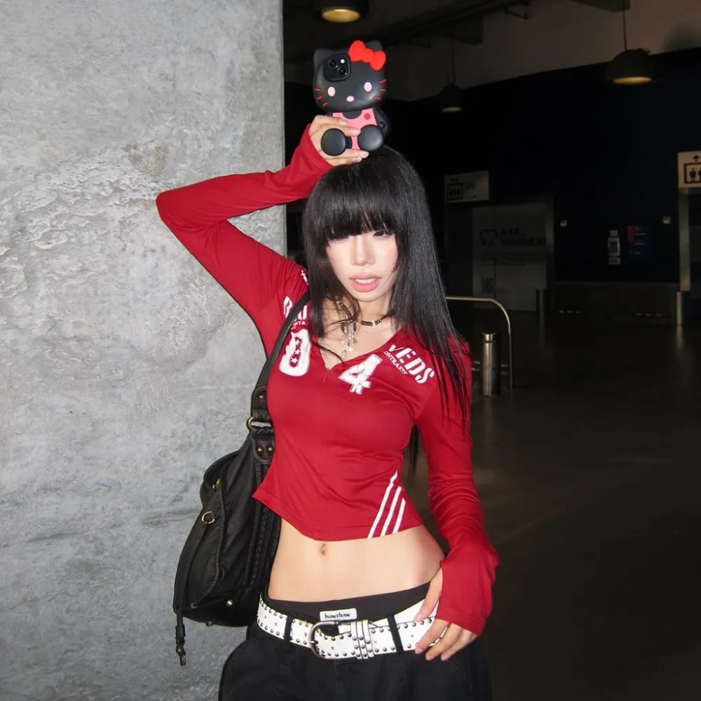 SylCue 캐주얼 패션 티셔츠 여성 레터 프린트 지퍼 V넥 풀 슬리브 배꼽 노출 데일리 스트리트 스포티 스타일 클래식 탑스