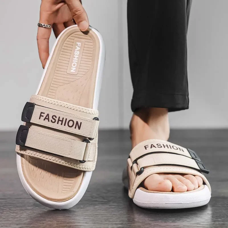 Internet Popular Street Men Flat Slippers Anti Slip Trend Outline Viral Styling for Daily Casual Shopping and Outside Leisure