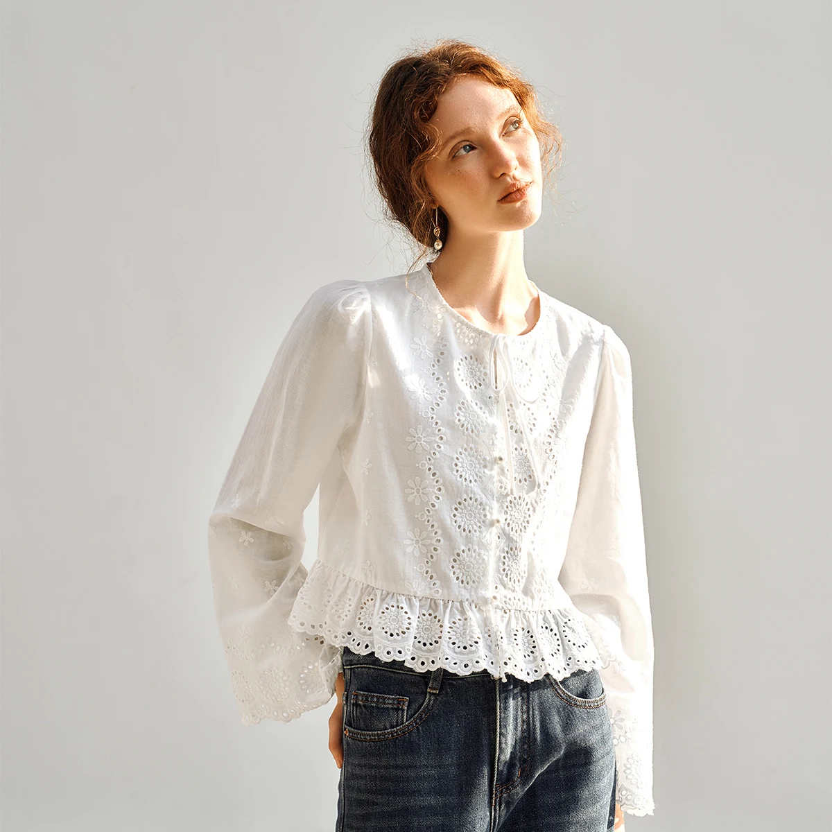 

OLrain французские кружевные шифоновые рубашки женские, осень 2024, новая однотонная рубашка с вырезами, элегантная блузка с расклешенными рукавами N57CX96029