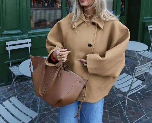 Women's Clothing Autumn Fashion High-End Feel, Brown Woolen Collar Bat Sleeves Cardigan Jacket Simple Commuting Jacket