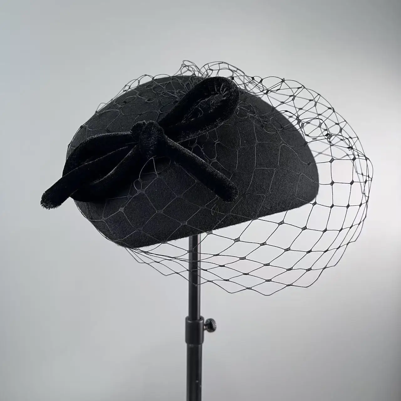 Women Dressy Fascinator Hat Veil Bowknot Wool Felt Beret Pillbox Hat Wedding Party Cocktail Occasion Headpiece Ladies Fedora Hat