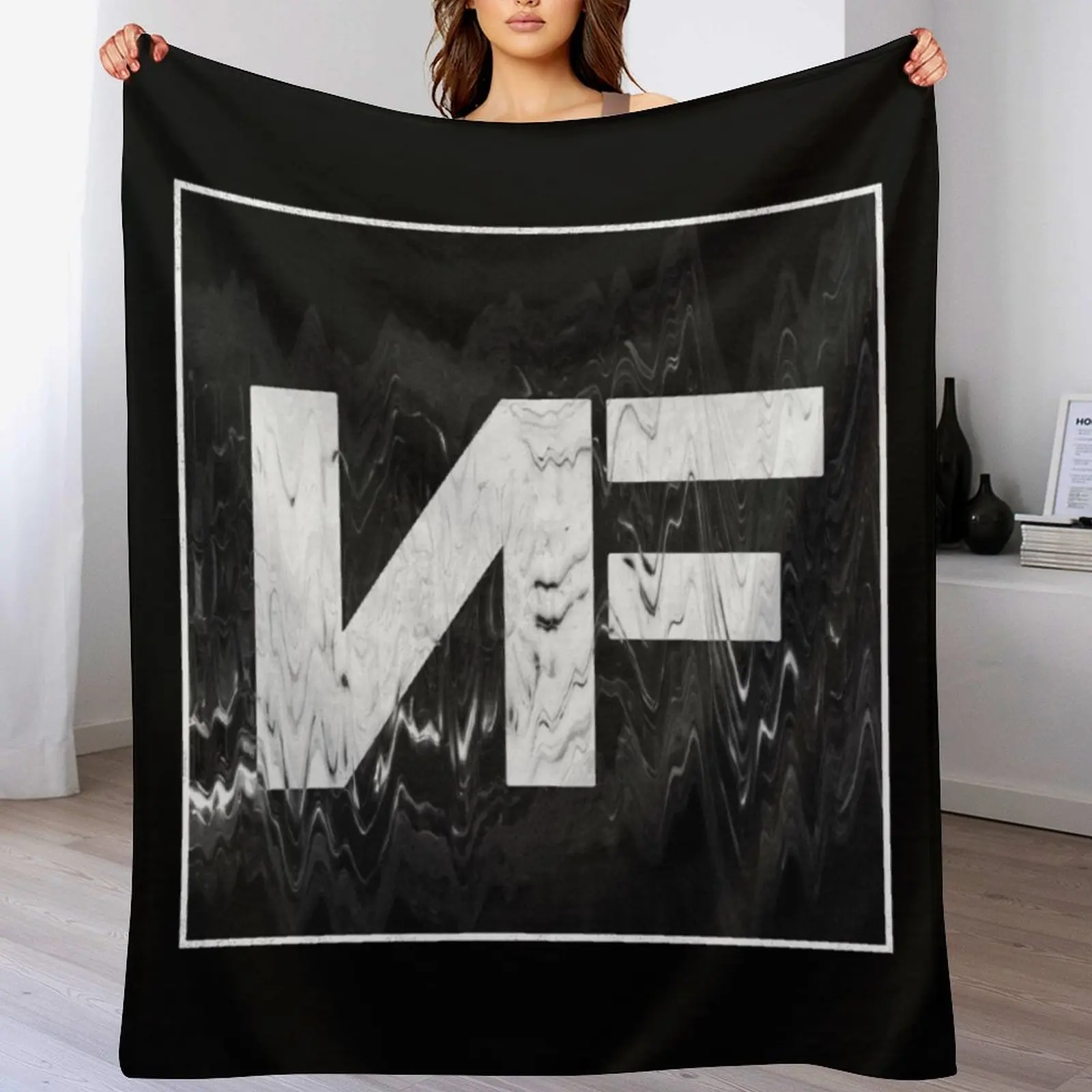 

NF Static Drip Logo Throw Blanket Hairy Winter beds Luxury Thicken Blankets