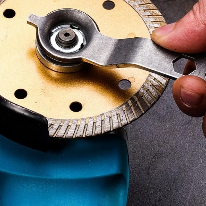 P82E Compactly And Rusts Resistant Four Claw Grinder Wrench Suitable For Home And Workshop Applications for Repair