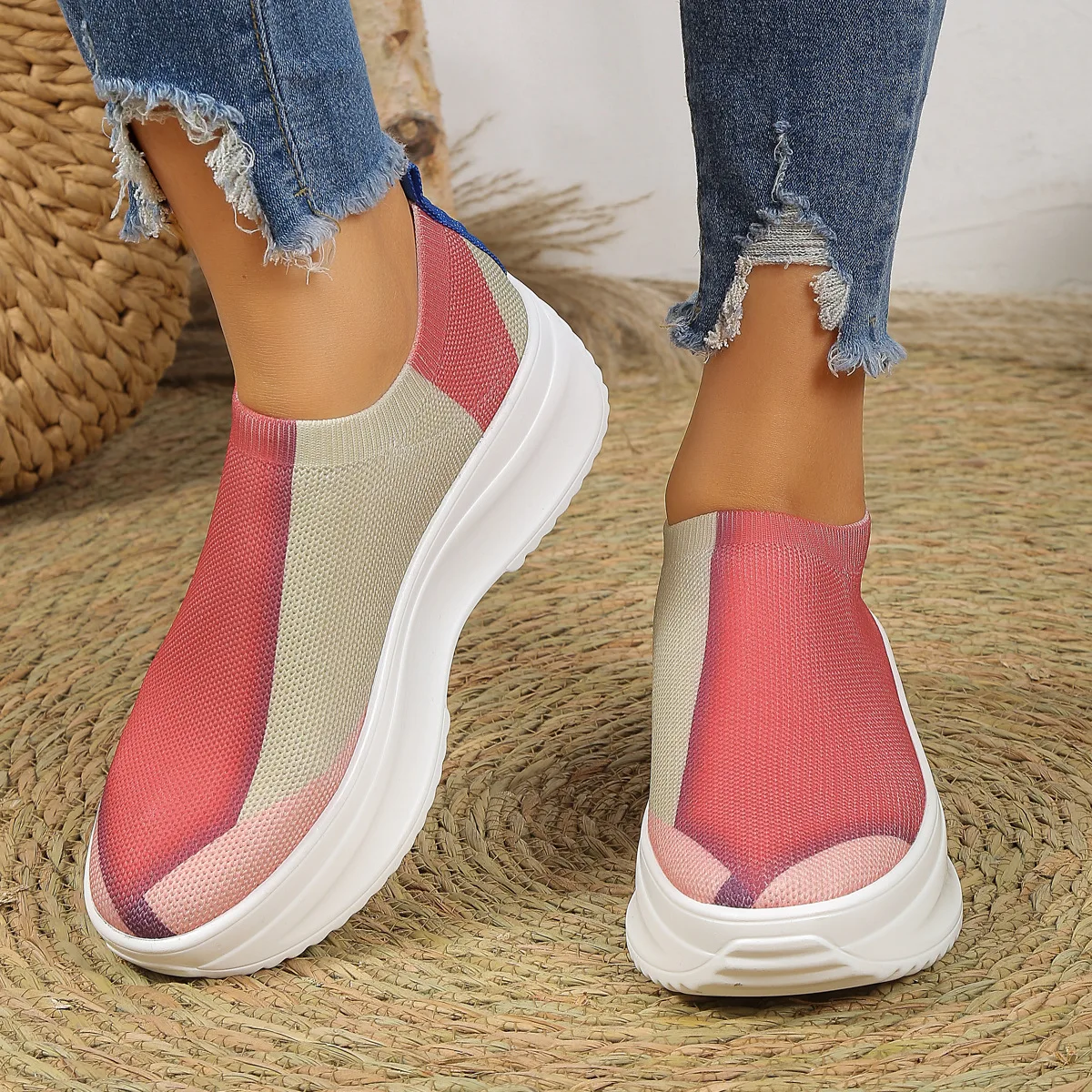 

2023 Women's Sneakers Colorblock Slip-On Platform Running Shoes Knit Chunky Sneakers Women Sports Vulcanized Shoes Plus Size