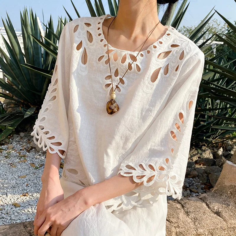 

French Style Embroidery Boho Blouse Shirt Women Flare Sleeve White Loose Hollow Out Summer Casual Ladies Sexy Vacation Tops New
