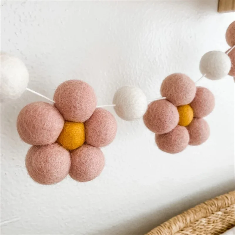 Boho Handmade Wool Felt Daisy Flower Garlands Kids Room Wall Haninging Decoration Pennant Baby Shower Party Banner Photo Props