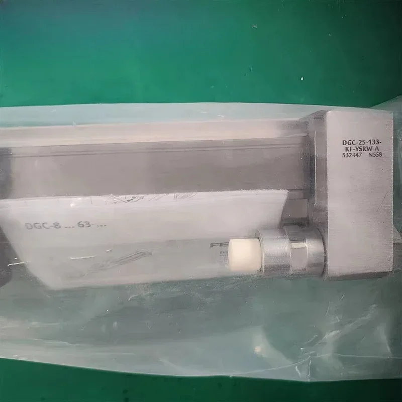 Cylinder With Rail Long Stroke DGC-25-133-KF-YSRW-A Rodless Cylinder 532447