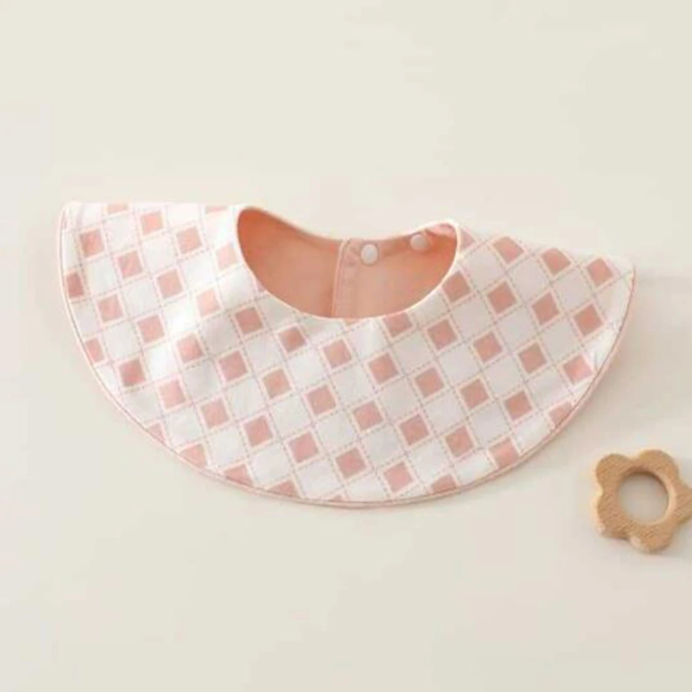 Cotton Baby Bibs Round Neck Rotatable Infant Feeding Burp Cloth Floral Plaid Animal Print Newborn Teething Drooling Bibs