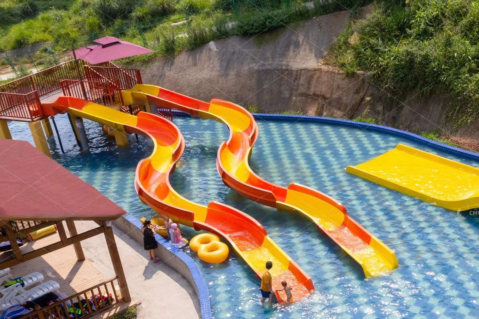 Buitenspeeltuin kinderresort w - Kids Outdoor Adventure Park recensie en prijs