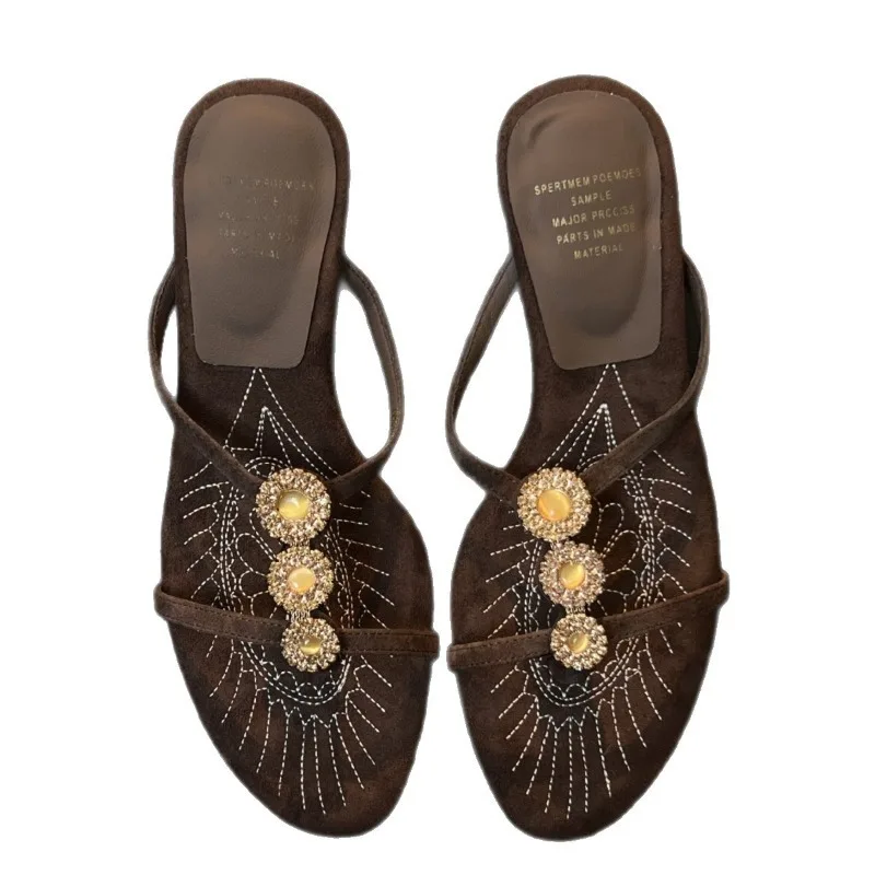 

Comfortable women's flip flops fashionable women's shoes new women's slippers 204
