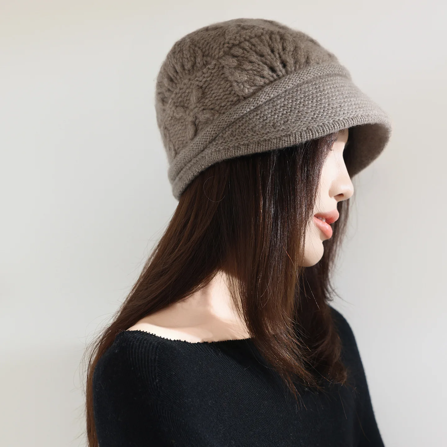 gorro-versatil-de-otono-invierno-para-mujer-gorro-tejido-a-mano-100-cachemira-con-sensacion-suave-y-ala-pequena