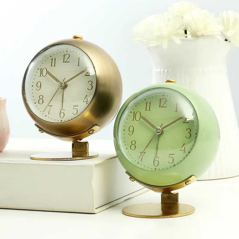 

European fashion metal silent luminous alarm clock bedroom light luxury decoration bedside clock creative alarm watch