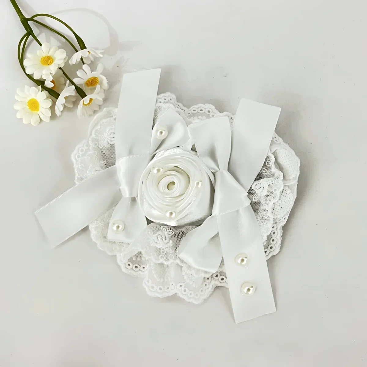 LOLITA Cappello a cilindro piccolo con fiocco in pizzo di perle Cappello da compleanno francese per ragazze Fermagli per capelli stile dolce Kawaii Accessori Lolita