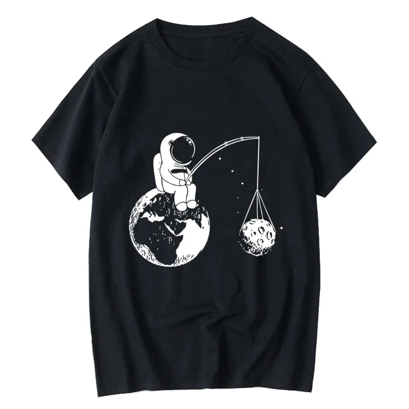 2026 Astronaut Fishing Moon Printed T-shirt Space Earth Planet Pattern Loose Cotton Short Sleeve Retro Street Casual Top
