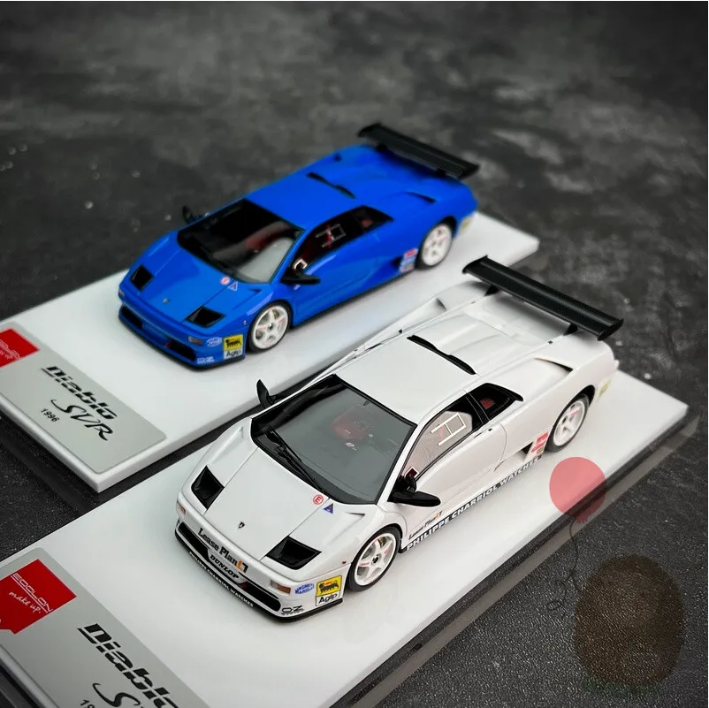 

Модель автомобиля Lamborghini Diablo SVR Racing 1996 из смолы, масштаб 1/43, коллекционная, подарок