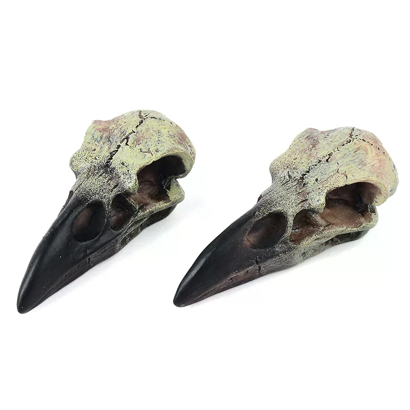 Crow Skull Pendant Necklace, Resin Raven Skull Jewelry for Halloween, Goth Party Decoration, Novelty Gift for Adults, Dark Style