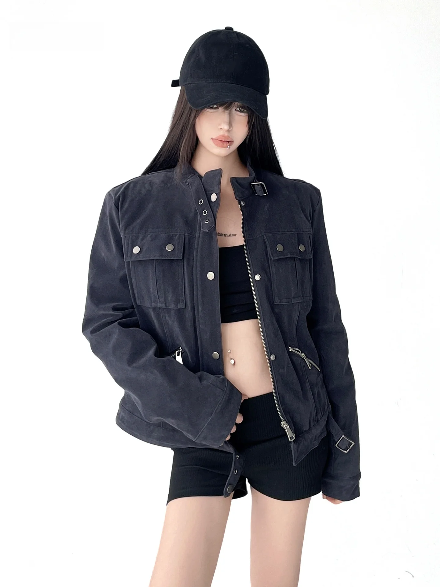 

Женская укороченная приталенная куртка в американском ретро-стиле с черным воротником-стойкой на одной пуговице и длинными рукавами для осени