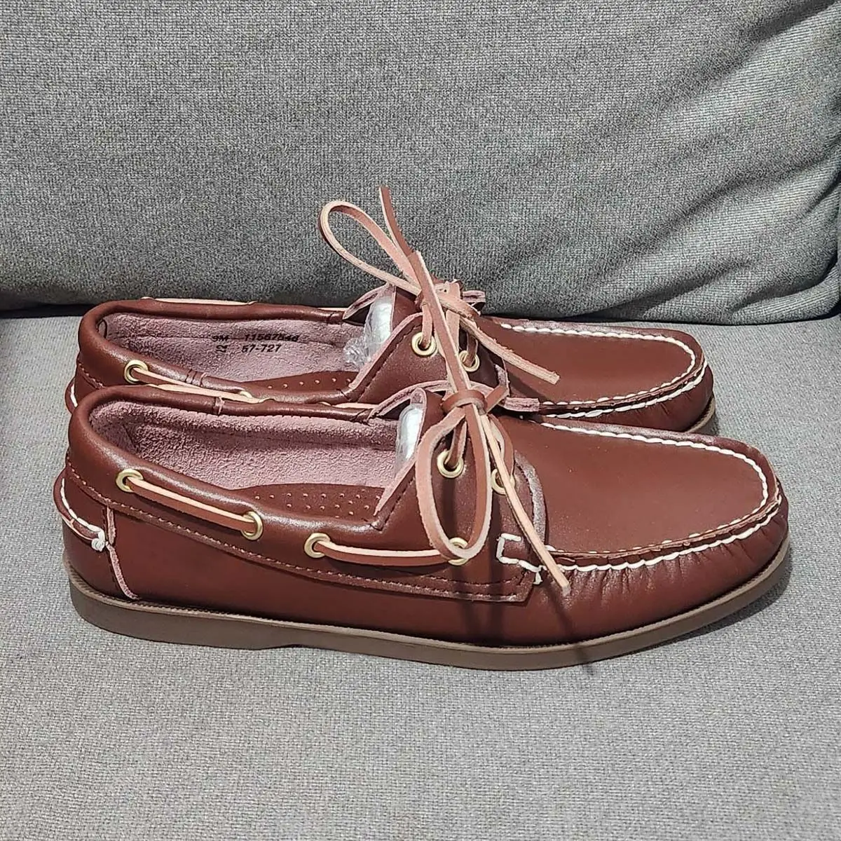 

Genuine Leather Men Casual Shoes Luxury Handsewn Classic Lace-Up Non-Slip Men Moccasins High Quality Boat Shoes