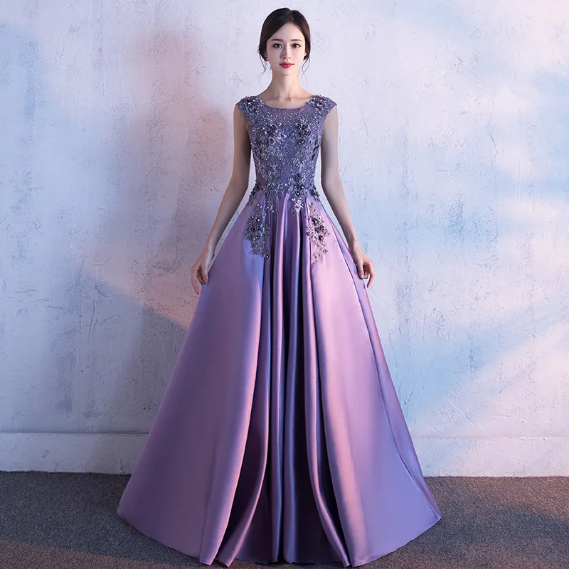 สีม่วง O-Neck Sequined ชุดราตรีชุดยาวประดับด้วยลูกปัดดอกไม้ Elegant Court รถไฟ Vestidos Elegantes Backless ชุดซาติน