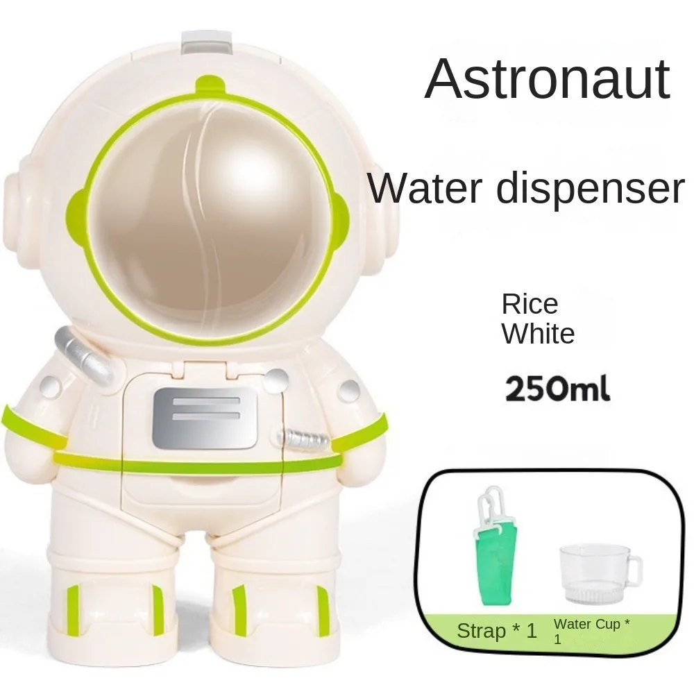 موزع مياه رائد فضاء مع قش ، موزع مياه صغير ، لعبة لطيفة ، صبيان وفتيات ، مكتب