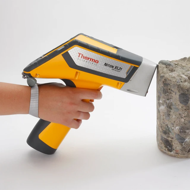 Thermo/Niton XL2 XRF Handheld spectrometer Precious Metal analyzer Alloy precious metal Ore detector