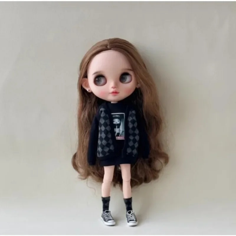 Ropa de muñeca personalizada YJ421 de alta calidad, camiseta, sudaderas con capucha, pantalones, vestidos para tu barbiie fr ob24 ob27 pp liccaa blythee