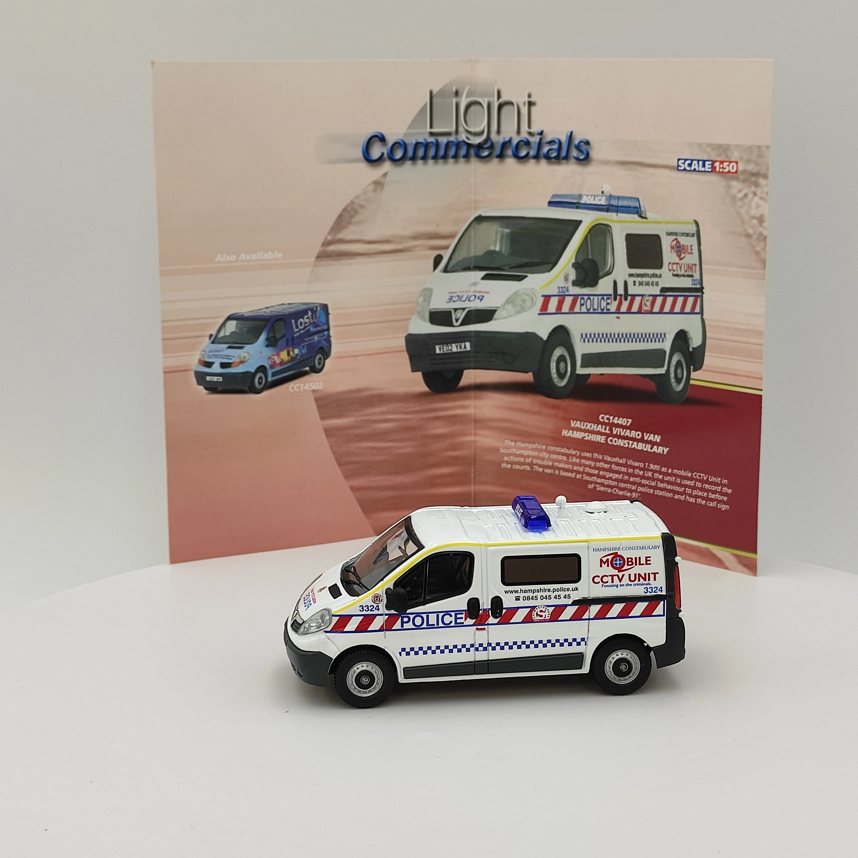 

Diecast 1/50 Scale CORGI CC14407 Opel Vauxhall Vivaro British Car Alloy Model Collectible Toy Gift Souvenir Display