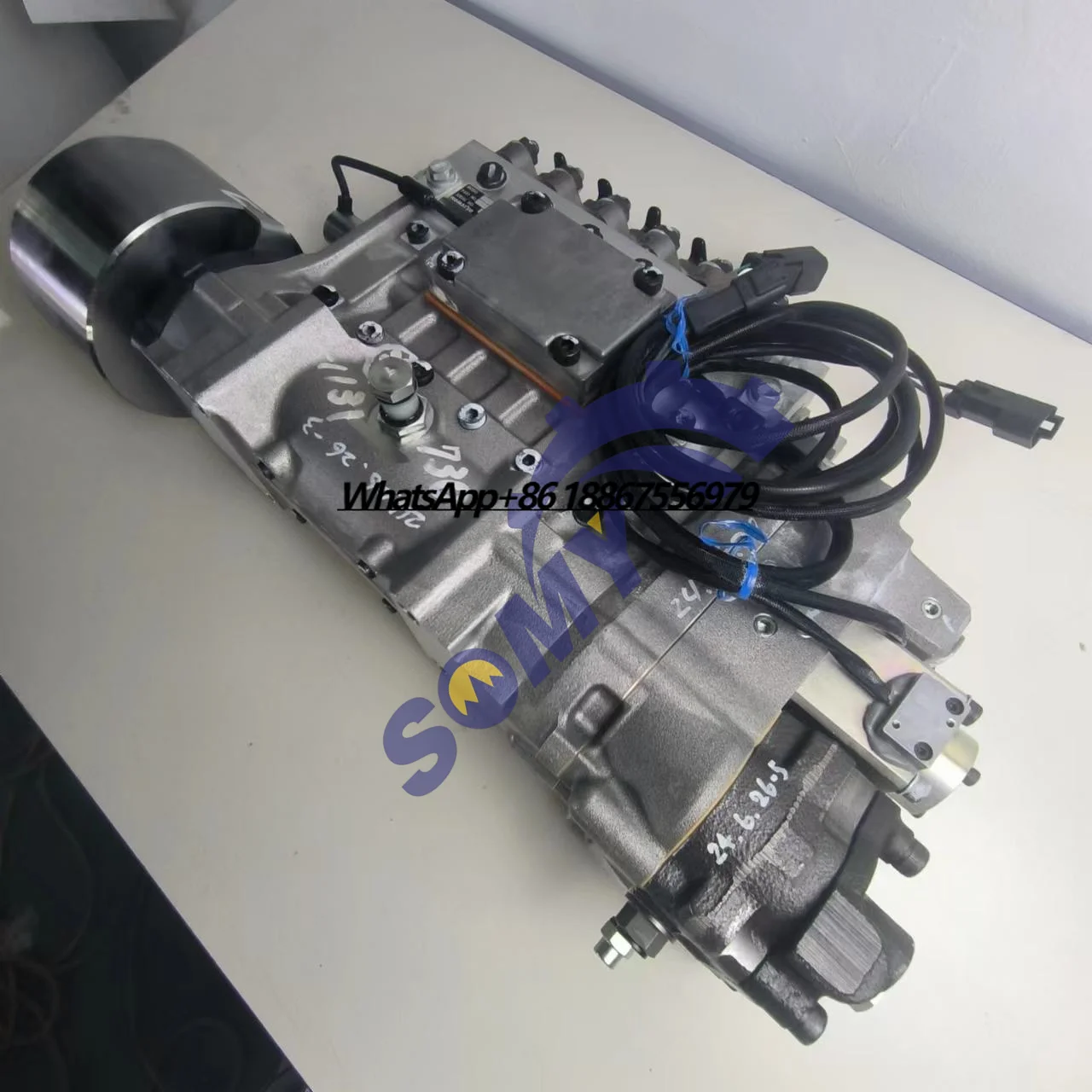 

Original D475A-5D Bulldozer 12V140E SDA12V140E Engine Fuel Pump Construction Machinery Parts 6553-00-1130 6553-00-1231