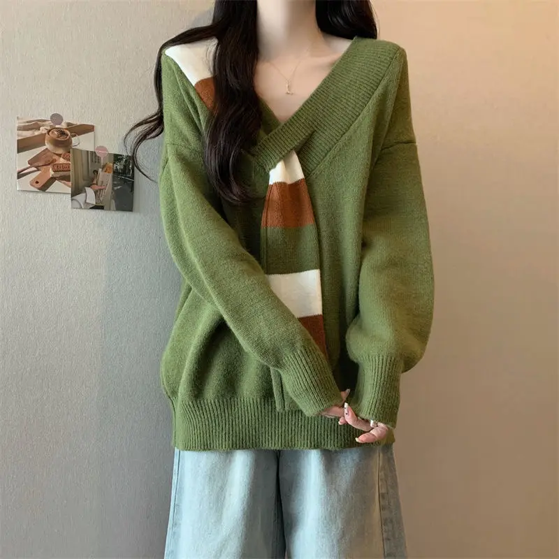 Female Clothing Elegant V-Neck Sweaters Casual Long Sleeve Autumn Winter Fashion Korean Striped Patchwork Loose Knitted Jumpers