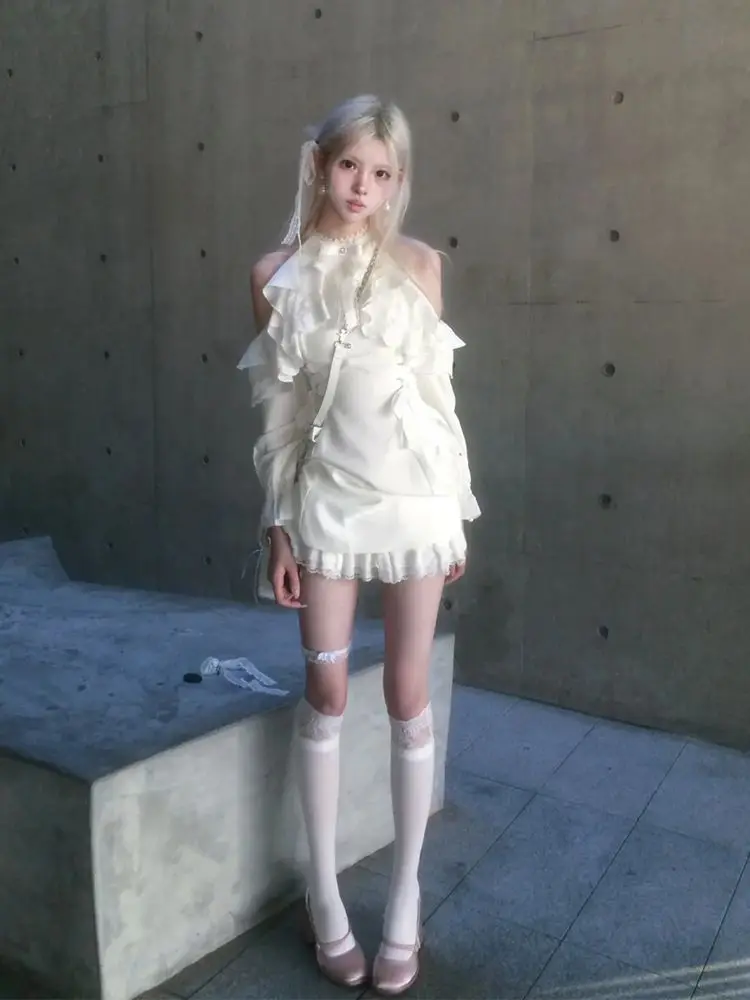 NONSAR สไตล์ญี่ปุ่น Y2k Lolita Bow สั้นสีขาวชุดผู้หญิงหวานลูกไม้ปิดไหล่ Slim Party Mini Dress