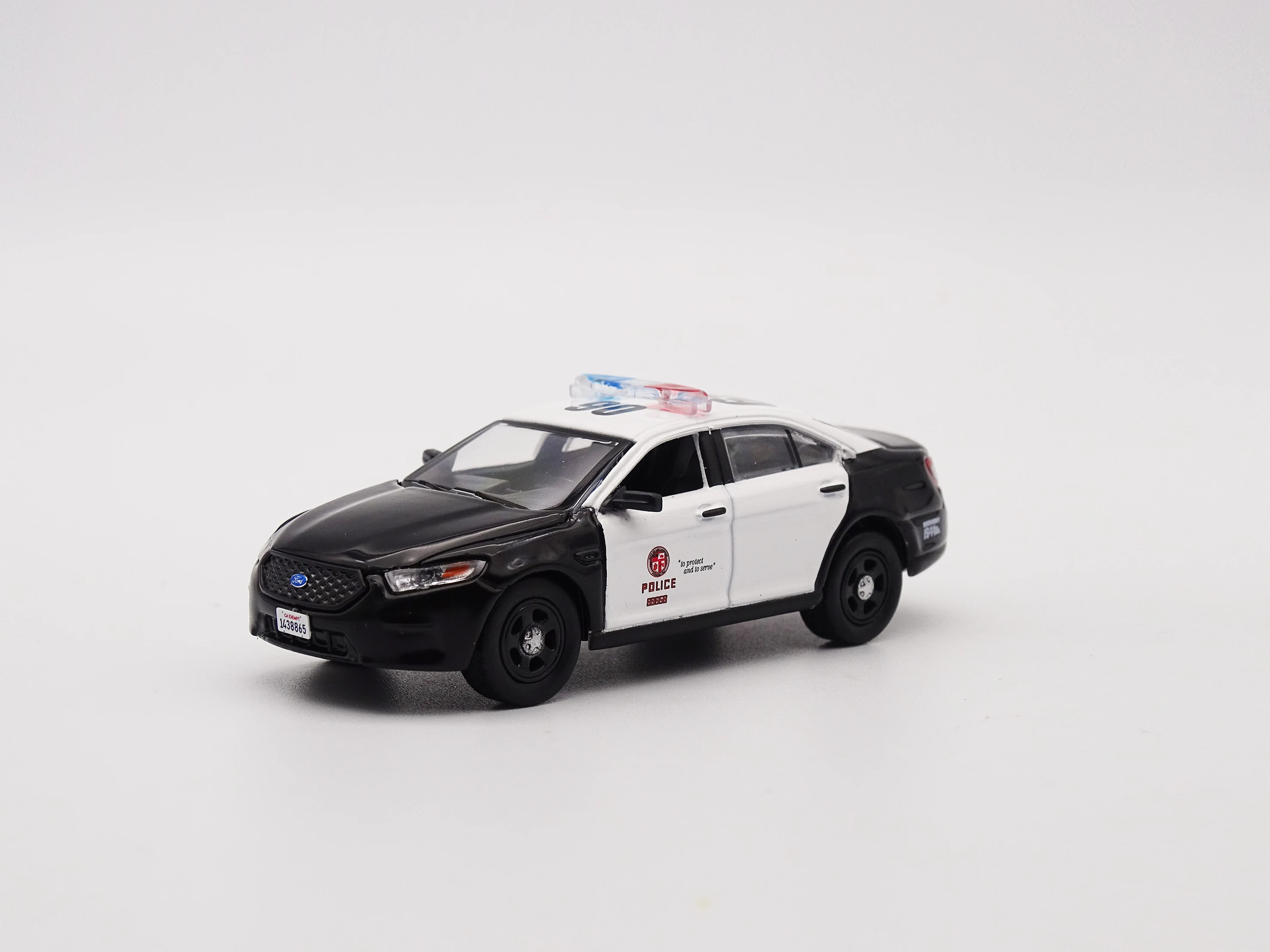 596 Model 1:64 Ford Taurus police car interceptor Limited Edition Rubber Tires Metal Static Car Model Toy Gift