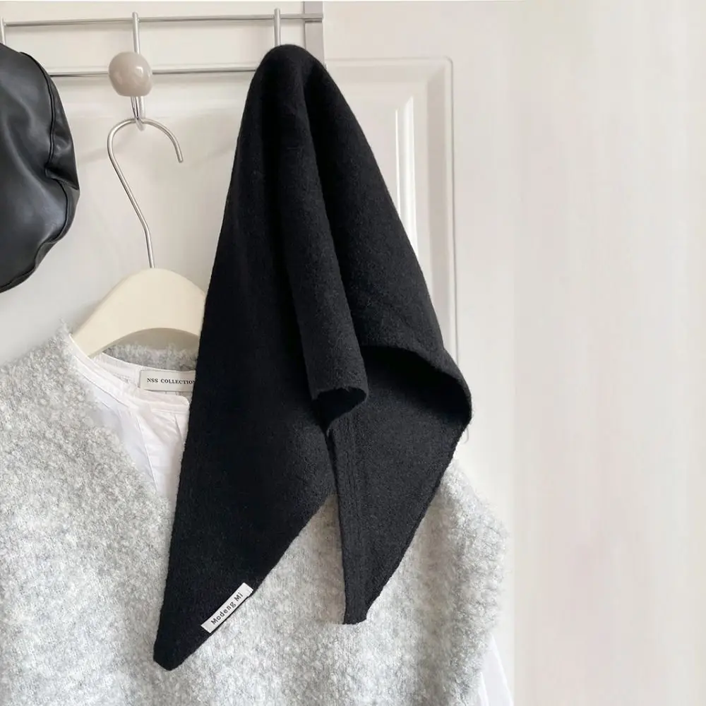 British Style Solid Color Triangular Short Shawl Warm False Collar Wool Blend Scarf Cashmere-like Knitted Scarf Winter