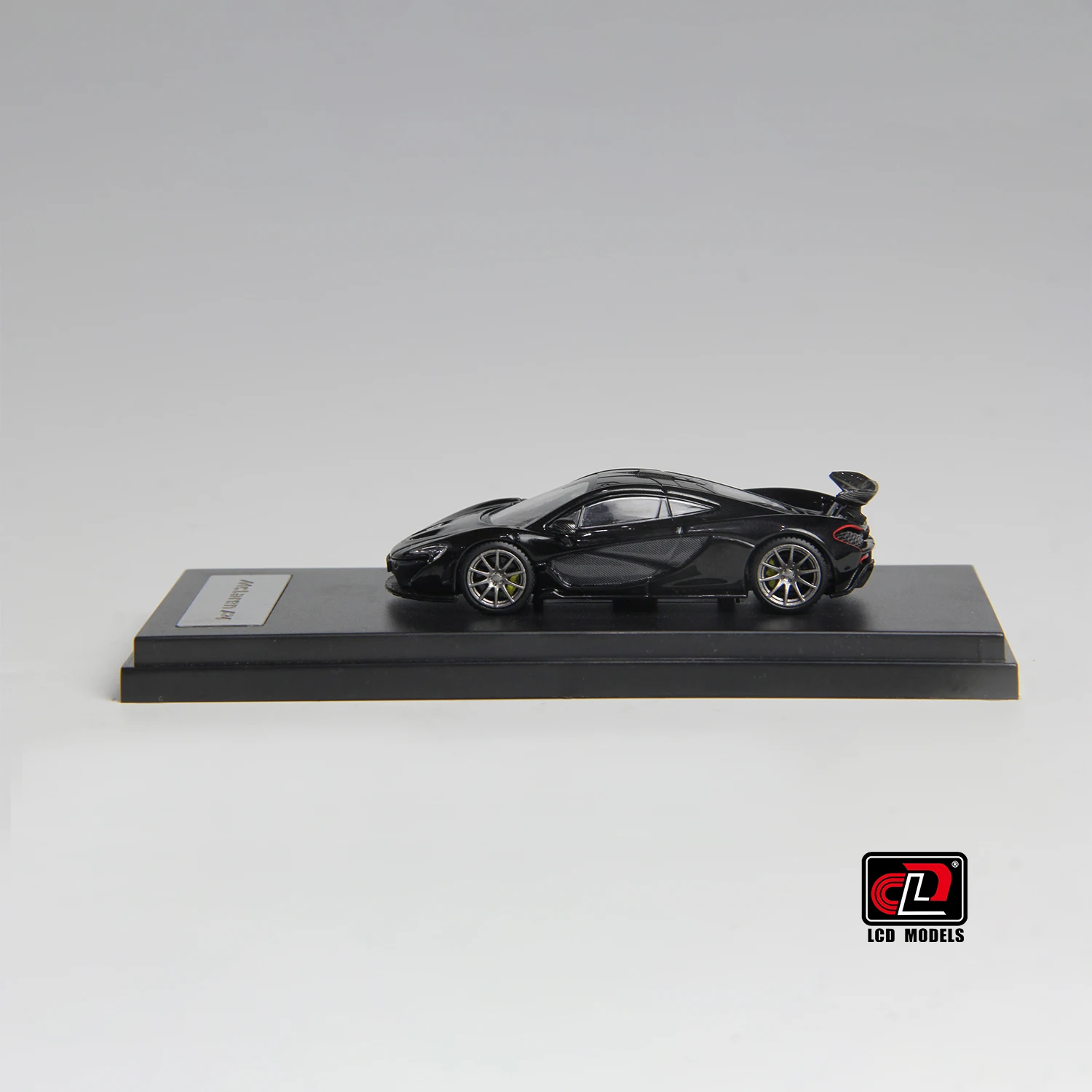 In Stock LCD 1:64 P1 Alloy Car Model Collection Ornament