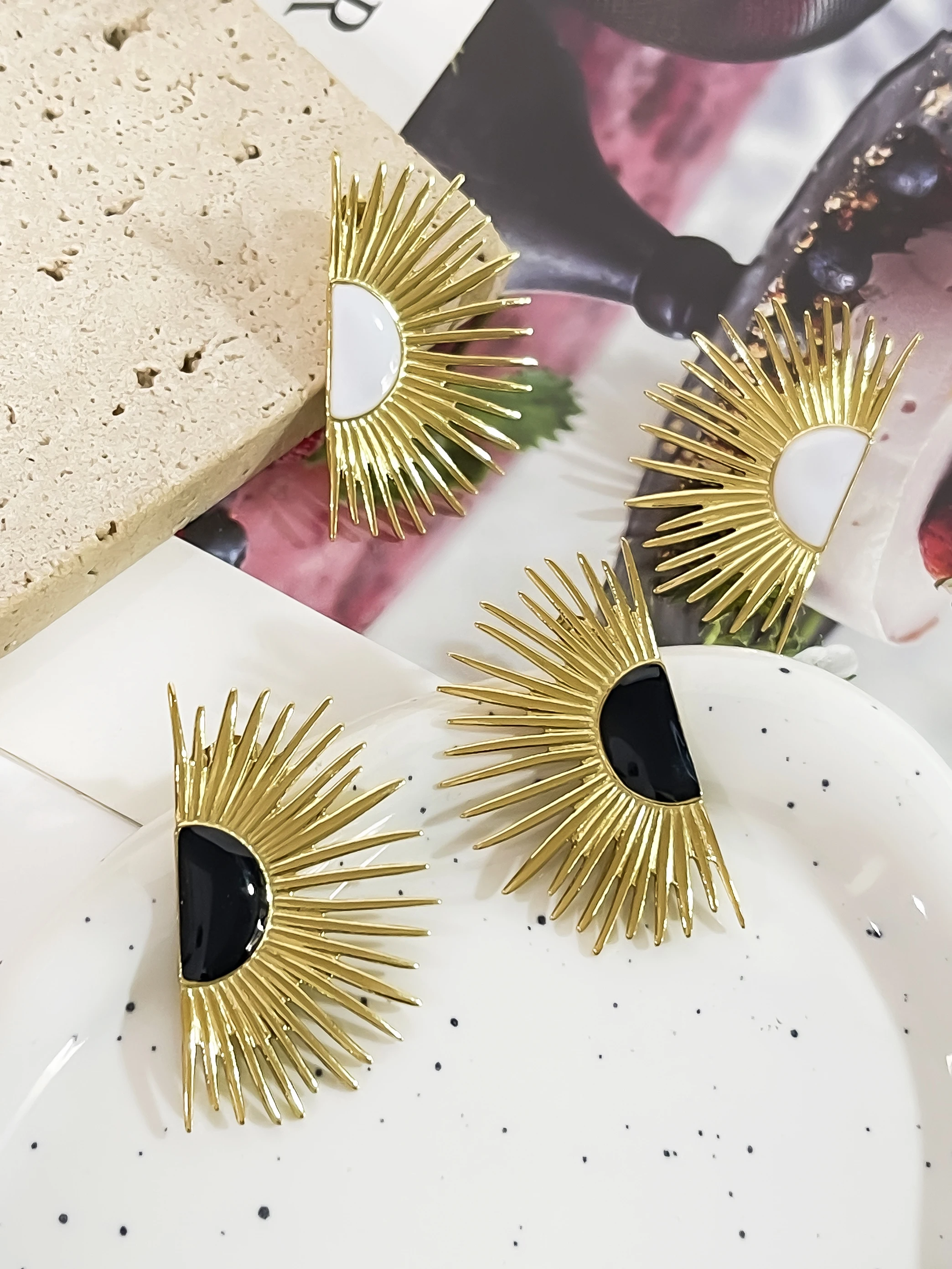 Peri\'sbox Trendy Statement Enamel Sunflower Symmetric Stud Earrings for Women Stainless Steel Geometric Fan-shape Earring Summer