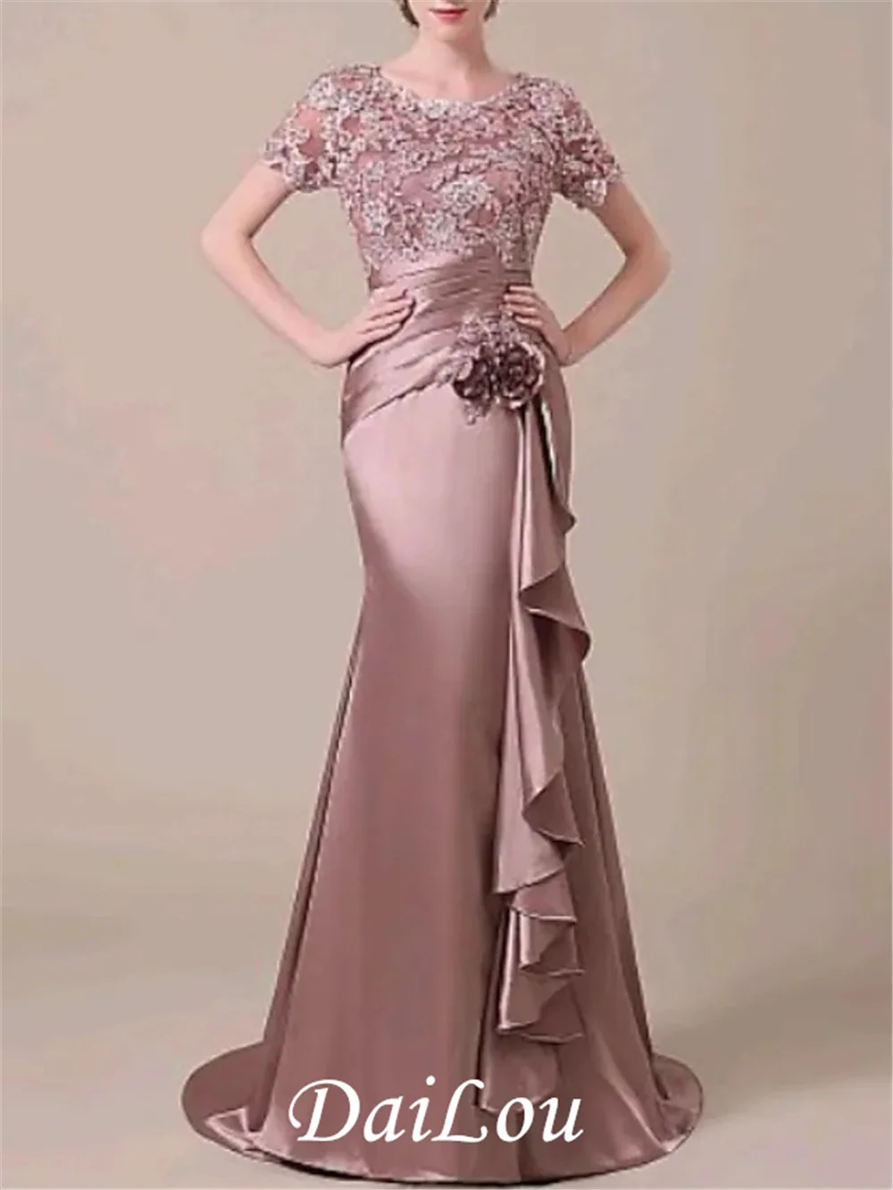 Elegant ชุดราตรีอย่างเป็นทางการอัญมณีคอแขนสั้นกวาด/แปรงลูกไม้ Ruched Ruffles Appliques