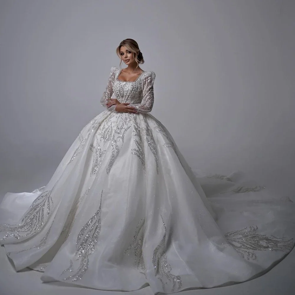 Luxuriöses Brautkleid mit Perlen und Schleppe, quadratischer Ausschnitt, Puffärmel, Brautkleid, maßgeschneiderte Organza-Kleider für die Braut