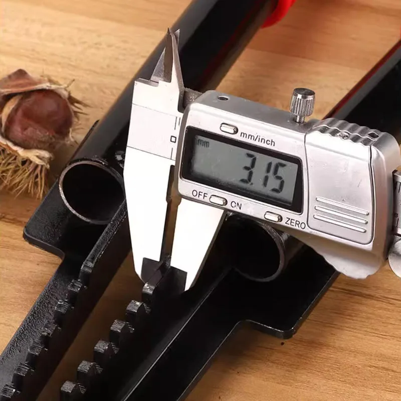Desktop Fixed Easy Opener - Manual Chestnut Peeling Tool