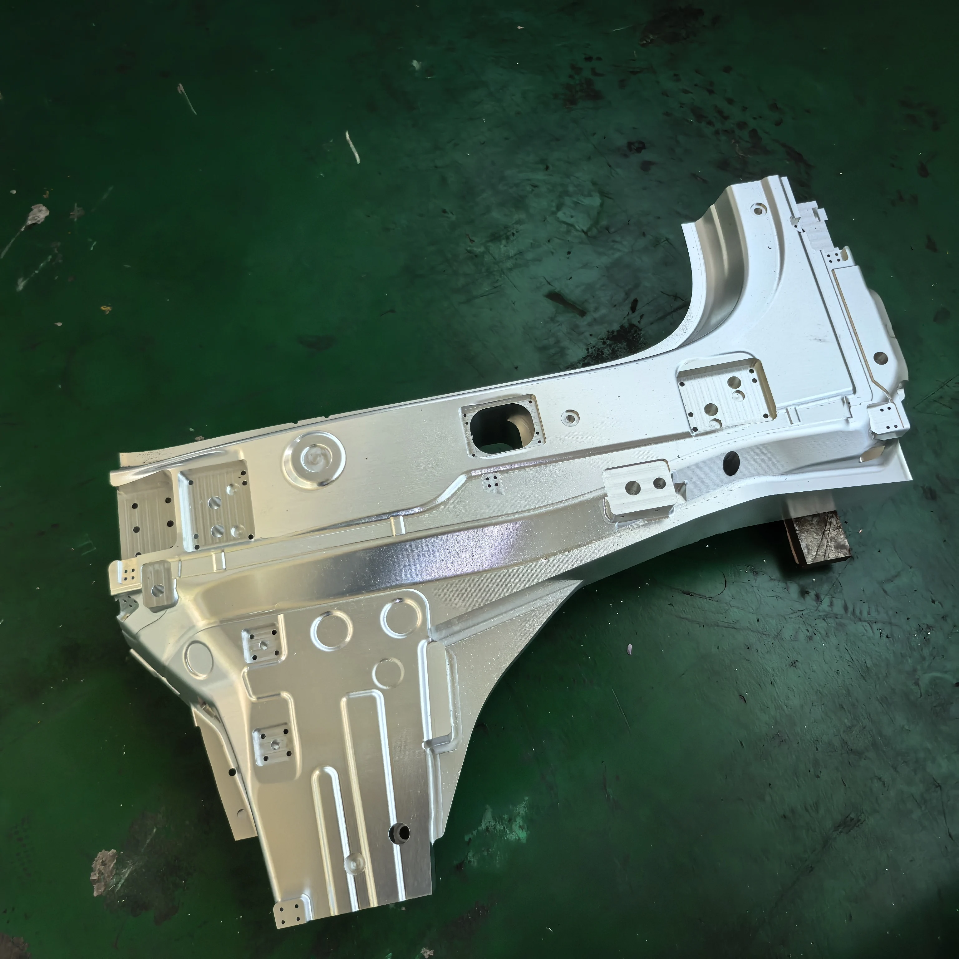 

Metal Parts High Quality CNC Precision Machining Services for Aluminum Ingot Profile Aluminum Casting Parts Modules Customized