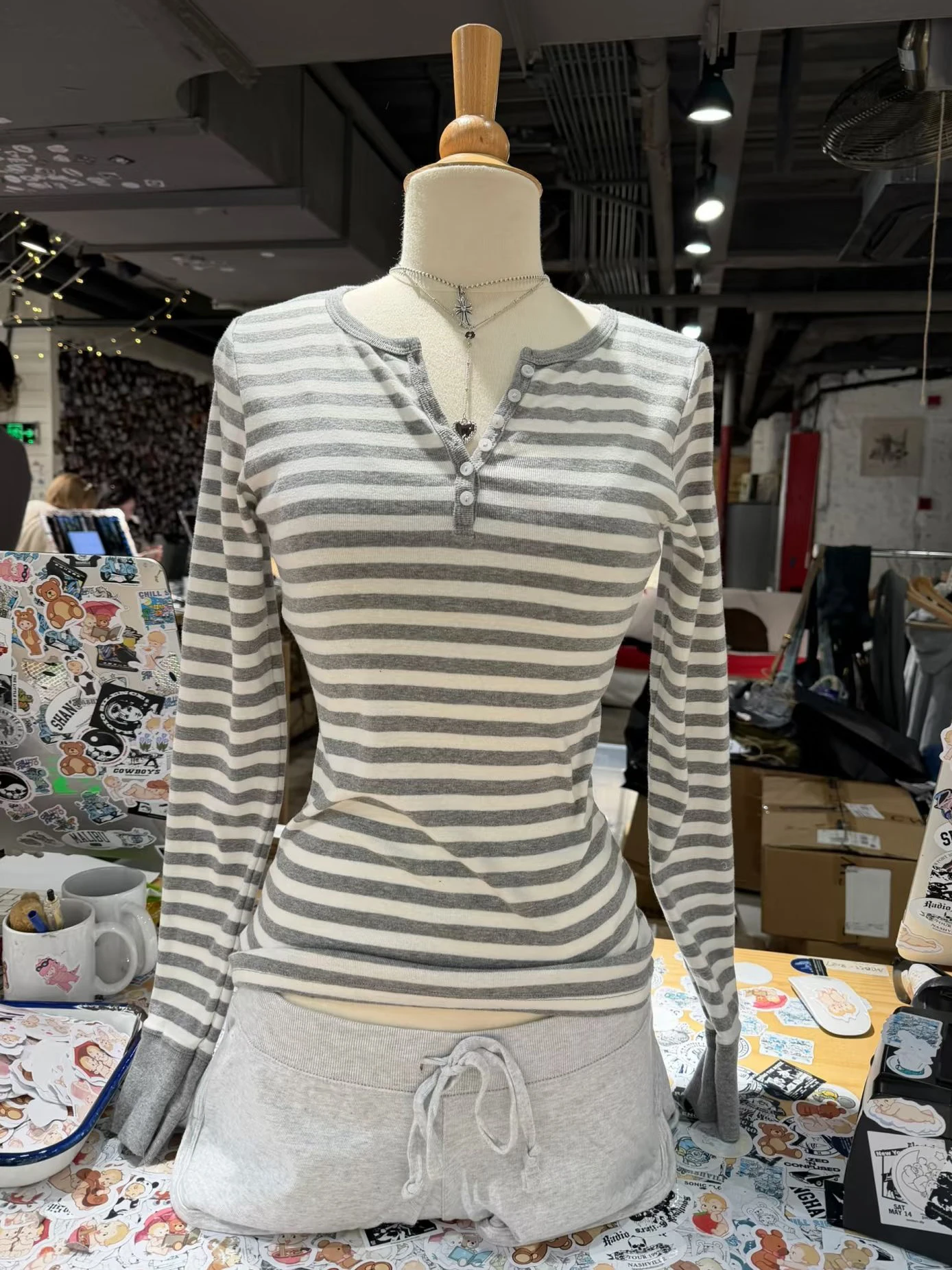 Six Buttons Gray Striped Long Sleeve T-shirt Woman Autumn O-neck Cotton Slim Tee Tops Vintage Preppy Style Sweet Tshirts New