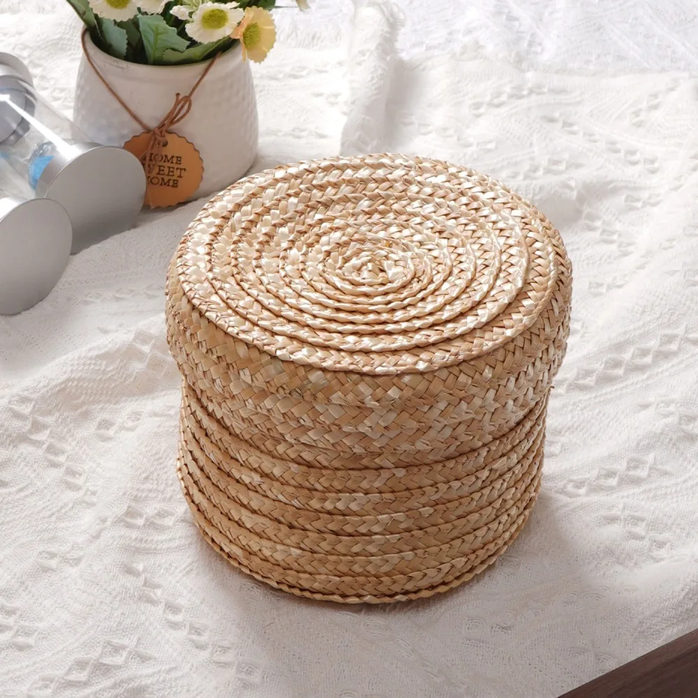 

Handmade Woven Woven Storage Basket Natural Straw With Lid Straw Storage Box Round Shape Brown Finish Gift Storage Basket