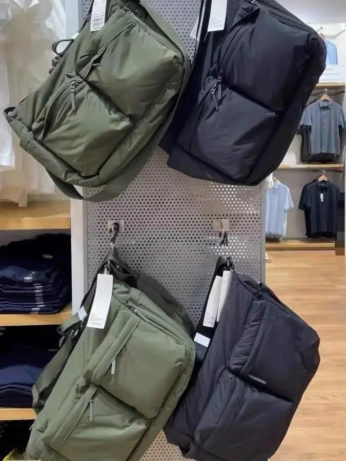 Orders Exported to Japan Fitting Room! COUPLE'S Casual Shoulder Messenger Bag Multi-pockets Water Repellent Large Capaci Ba...