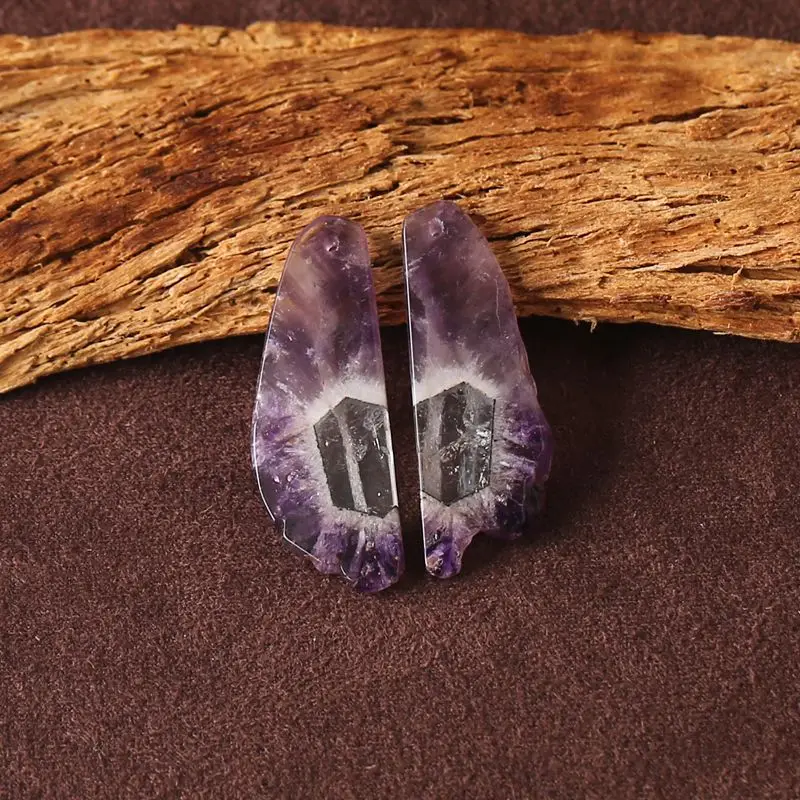 زوج من الأقراط على شكل جناح الجمشت الجيود - مكونات كريستال أرجوانية فريدة لصنع المجوهرات الحرفية 38 × 14 × 3 مم - 4.3 جم