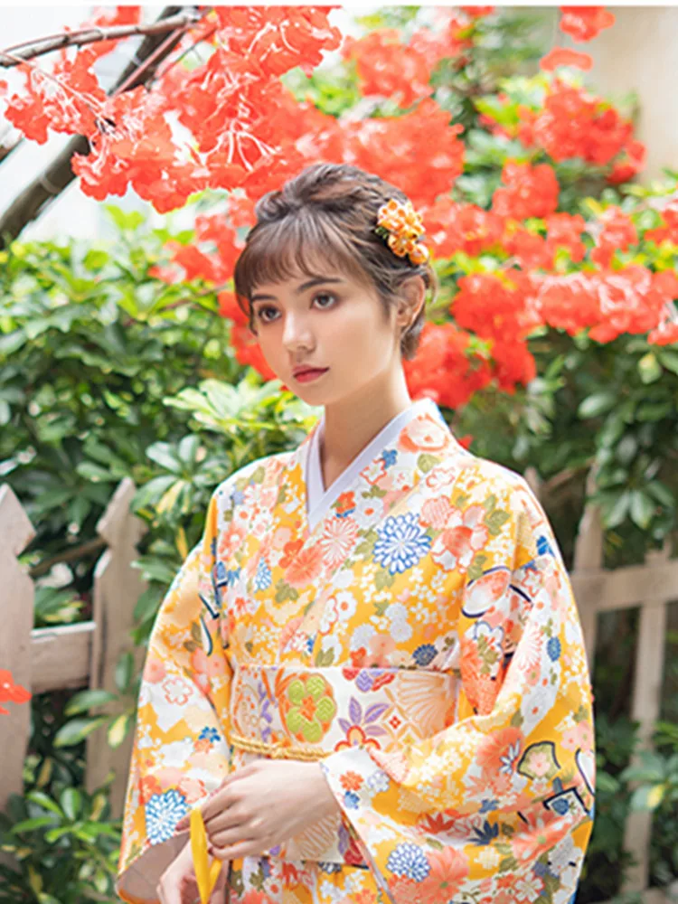 Women's Japanese Traditional Kimono Yellow Color Fans Prints Classic Yukata Cosplay Clothing Photography Dress Stage Wear