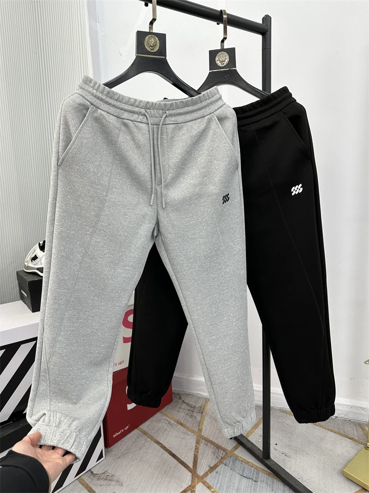 

Модные повседневные мужские брюки-карго, новые весенние дышащие брюки свободного кроя с прямыми штанинами, удобные для кожи, городские стильные длинные брюки