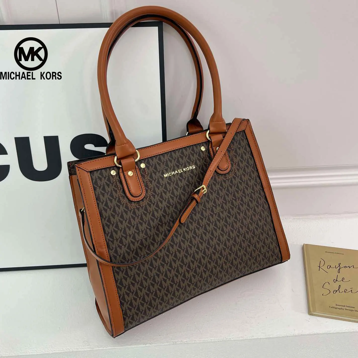 sac-a-bandouliere-sac-a-main-et-pochette-en-cuir-monogramme-grande-taille-pour-femme-michael-kors-2026-fashion-classic