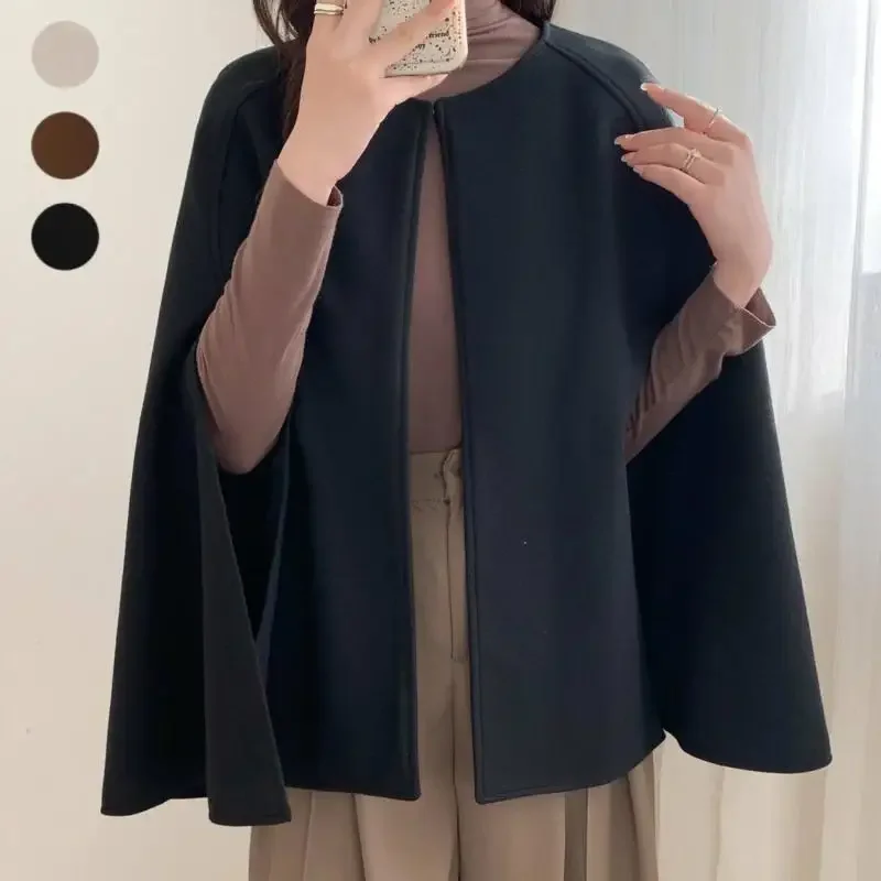 Korean Version of Solid Color Woolen Cape Coat , Loose Temperament Collarless Bat-sleeved Coat for Women's Autumn and Winter