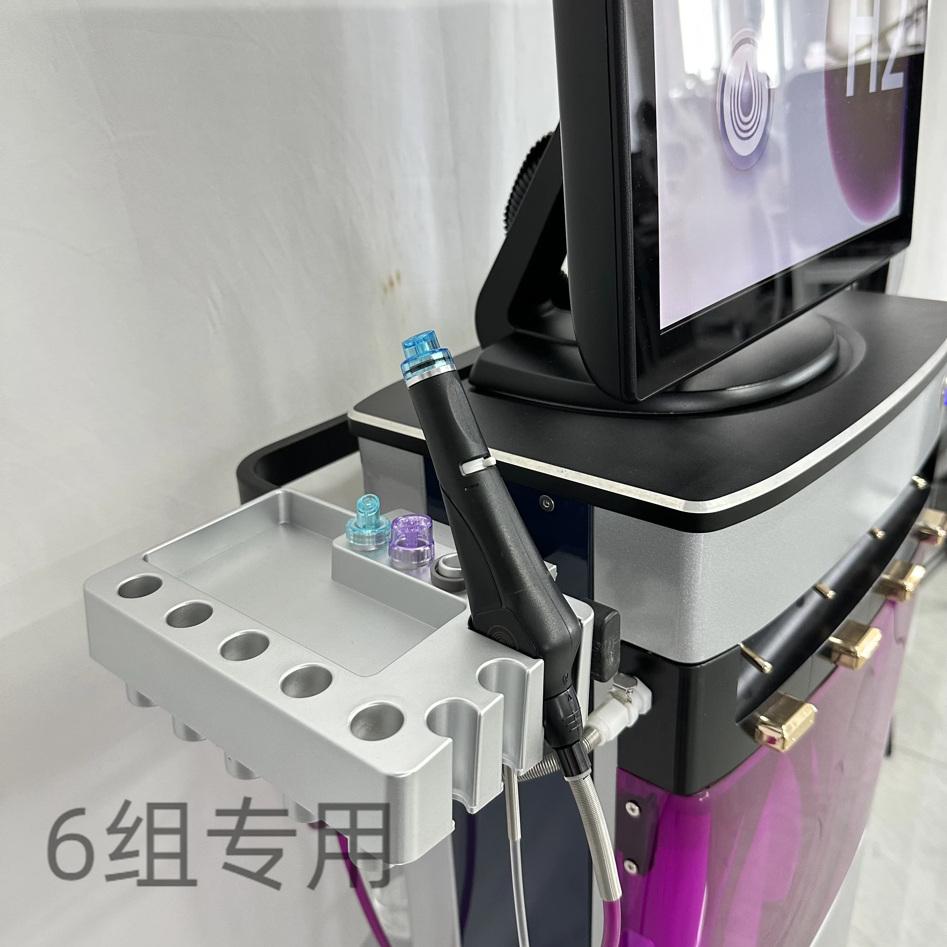 Oxygen Skin Moisturizing Beauty Machine Hydrodermabrasion Water Peeling Deep Cleansing Exfoliation Beauty Facial Device