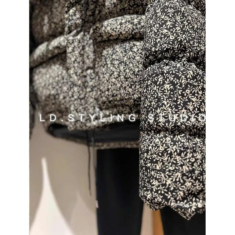 Advanced Sense Super Beautiful Black Floral Short Down Jacket Women's Winter 2024 New Small Fragrant Wind Hooded Thick Coat