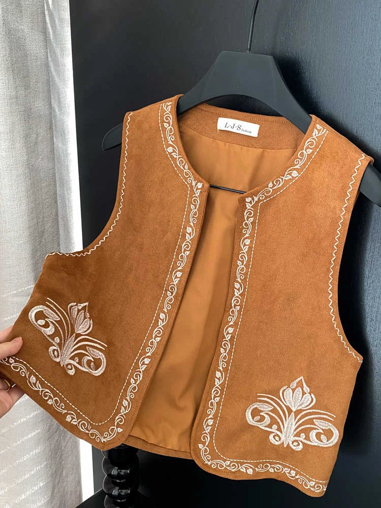 

New Spring/Summer Women's Vacation Retro Outerwear Vest Embroidered V-neck Sleeveless Cardigan Tassel Top Vests D53