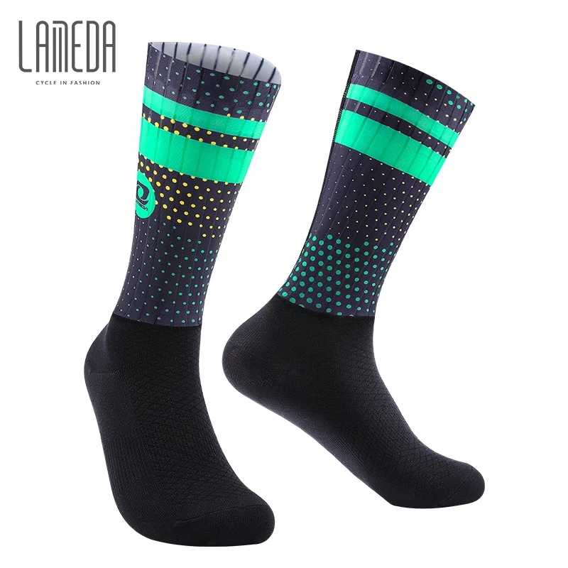 Lameda Men Cycling Socks High Elasticity Sports Socks High Cylinder Non-slip Soccer Socks Breathe Man Socks